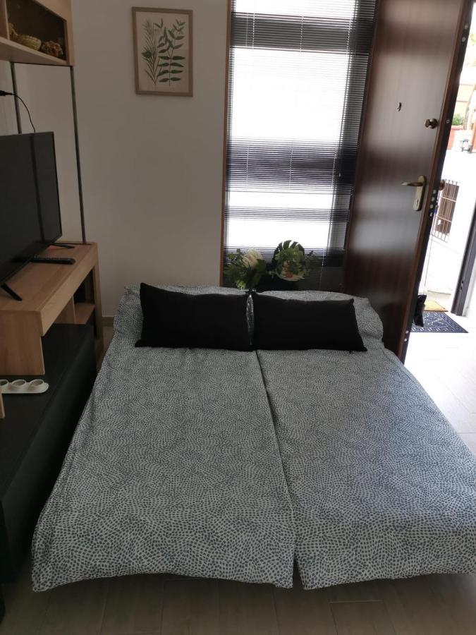 Officinale Rome Apartment, Pineta Sacchetti Екстер'єр фото